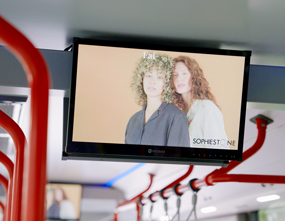 Het effect van digital signage in openbaar vervoer